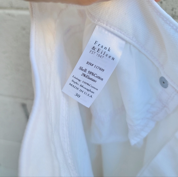 Frank & Eileen | Monaghan Mom Jean Italian Vintage Denim in White Size 30 - Picture 13 of 14
